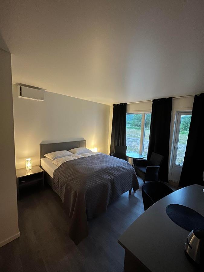 Senja Living Aparthotel Stonglandseidet Exteriör bild