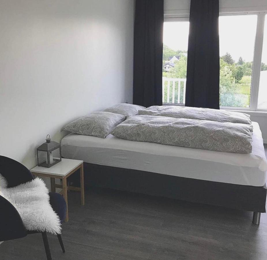 Senja Living Aparthotel Stonglandseidet Exteriör bild