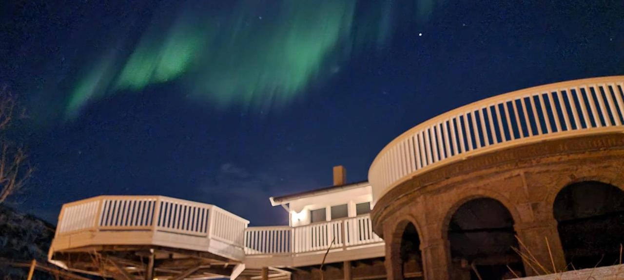 Senja Living Aparthotel Stonglandseidet Exteriör bild