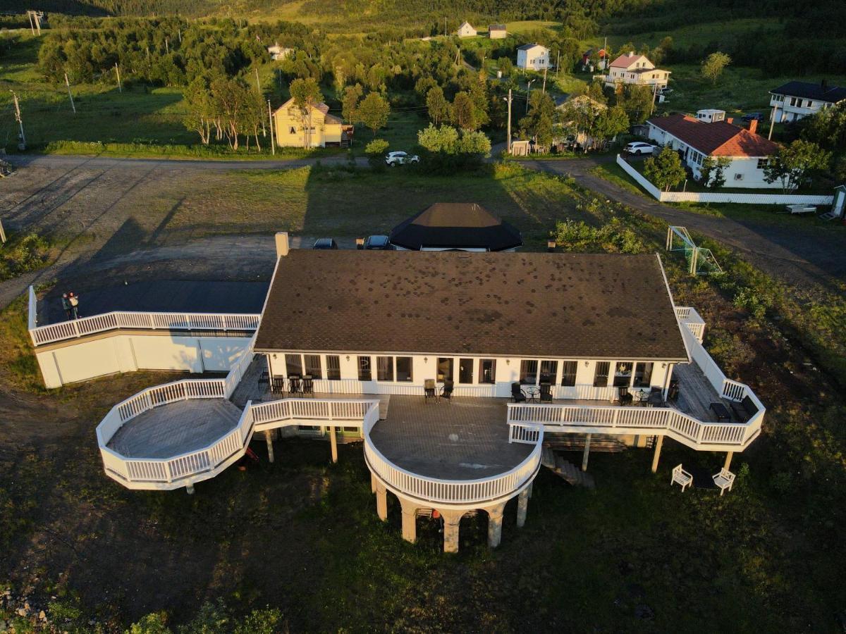 Senja Living Aparthotel Stonglandseidet Exteriör bild