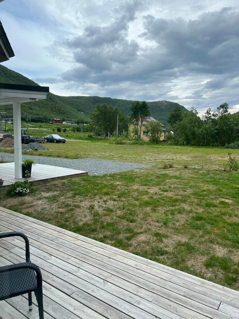 Senja Living Aparthotel Stonglandseidet Exteriör bild